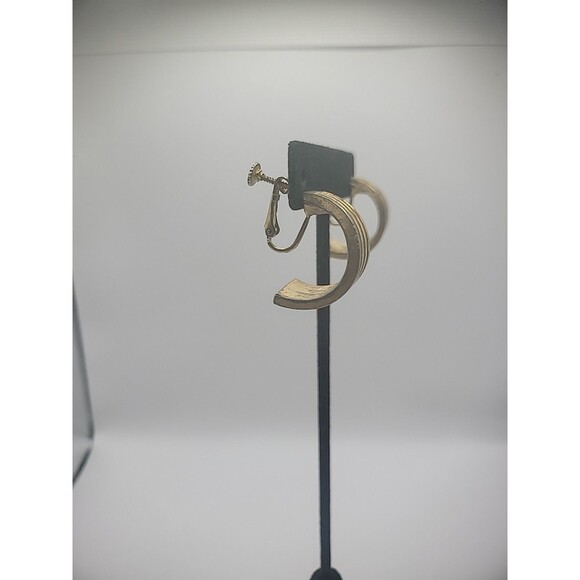 Vintage Napier Gold Tone Clip On Screw Back Earrings Womens Jewelry Costume - Picture 3 of 12